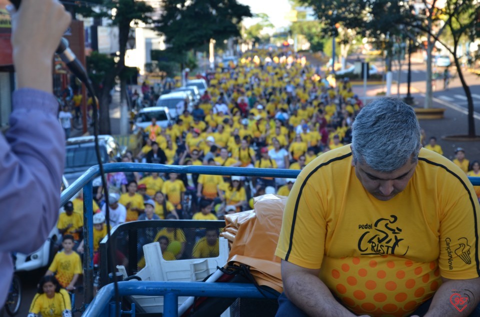 2° 'Pedal Cristo' reúne centenas de ciclistas em Dourados