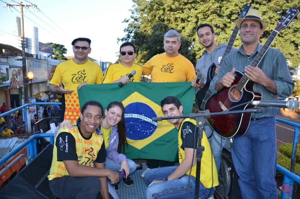 2° 'Pedal Cristo' reúne centenas de ciclistas em Dourados