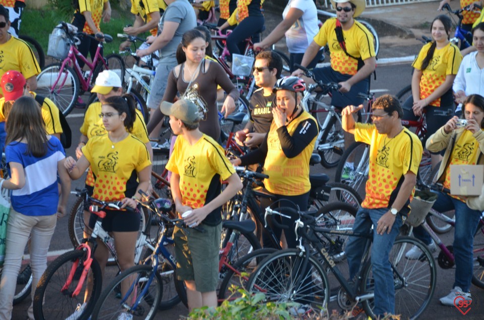 2° 'Pedal Cristo' reúne centenas de ciclistas em Dourados