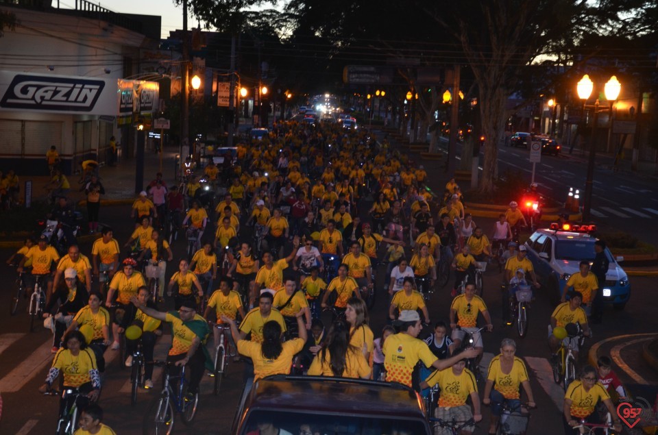 2° 'Pedal Cristo' reúne centenas de ciclistas em Dourados