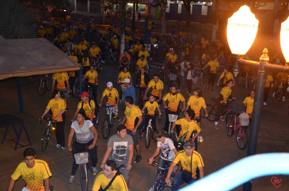 2° 'Pedal Cristo' reúne centenas de ciclistas em Dourados