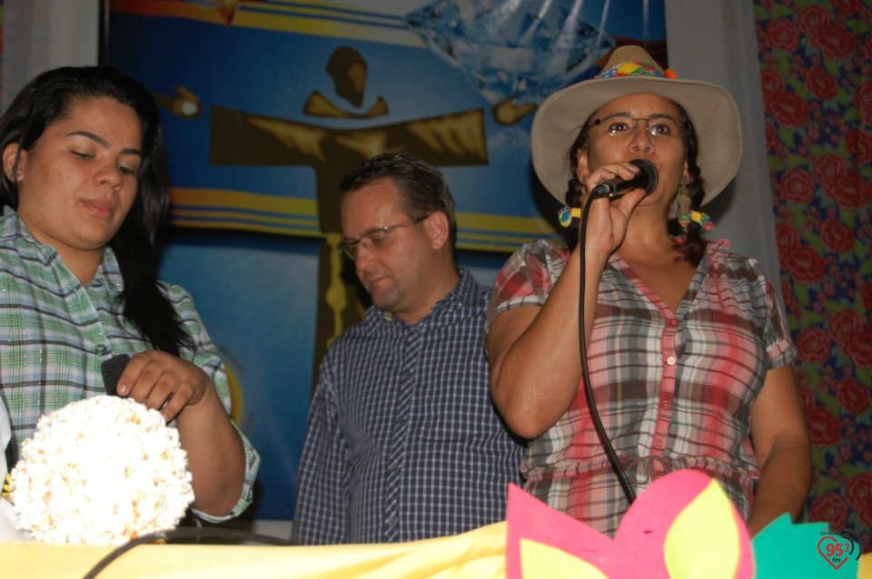 Grande público prestigia tradicional festa Junina da EIC