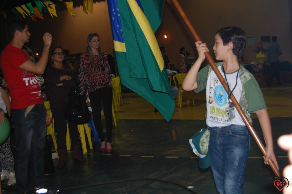 Grande público prestigia tradicional festa Junina da EIC