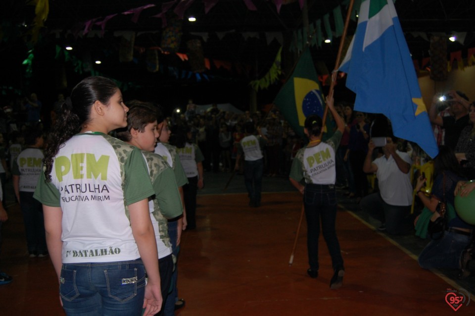 Grande público prestigia tradicional festa Junina da EIC