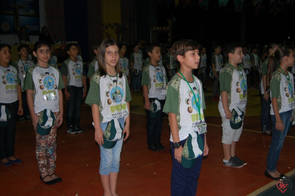 Grande público prestigia tradicional festa Junina da EIC
