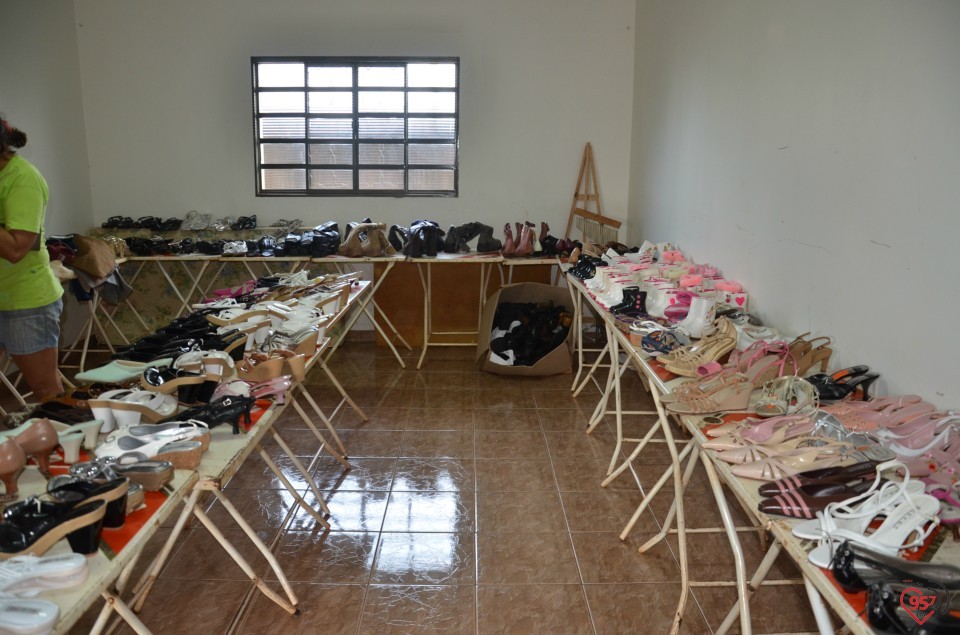 Bazar da pechincha em Montese