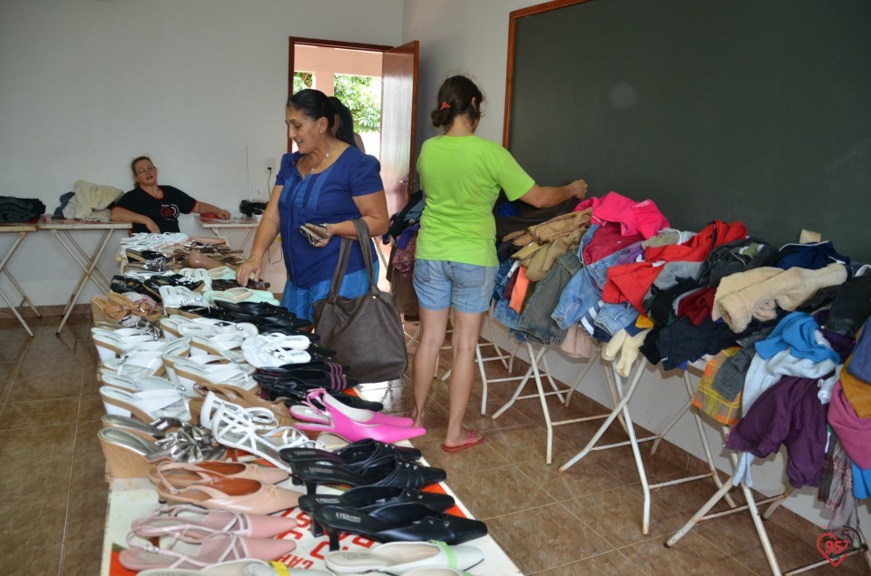 Bazar da pechincha em Montese