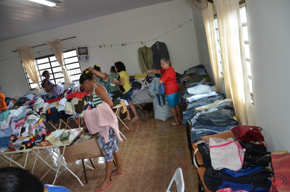 Bazar da pechincha em Montese