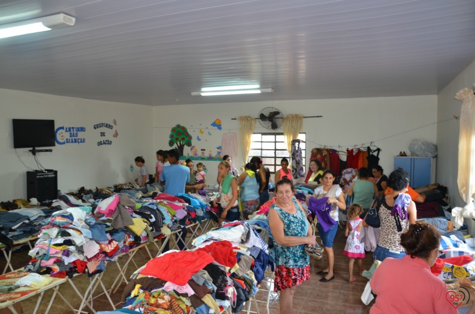 Bazar da pechincha em Montese