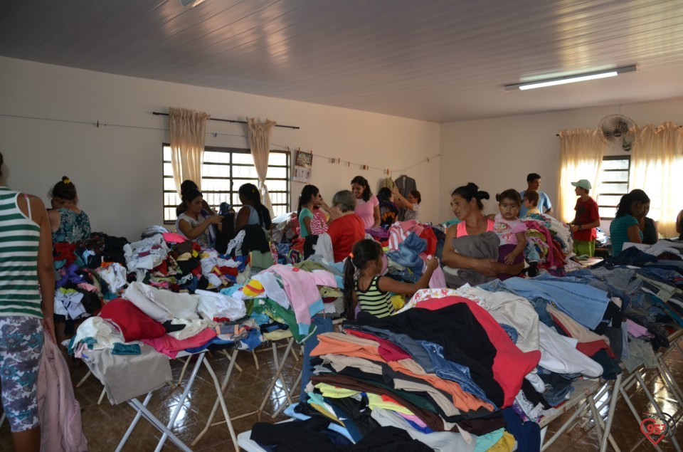 Bazar da pechincha em Montese