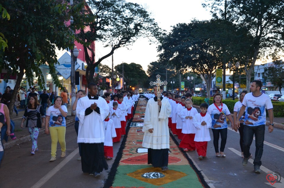 Celebração de Corpus Christi em Dourados