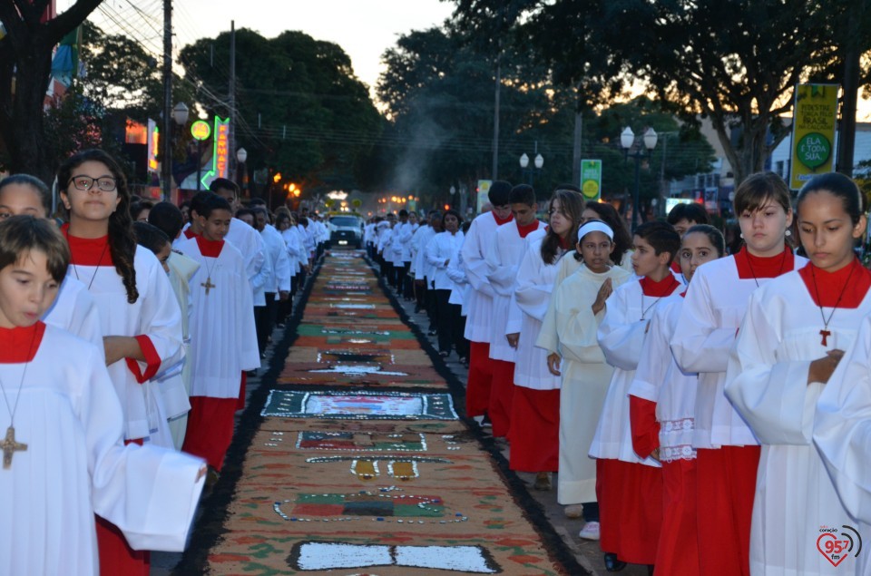 Celebração de Corpus Christi em Dourados
