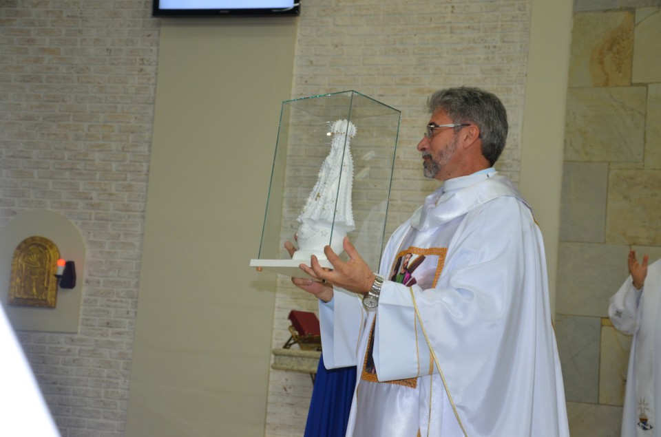 Padre Otair : 20 anos de sacerdócio com muitas homenagens