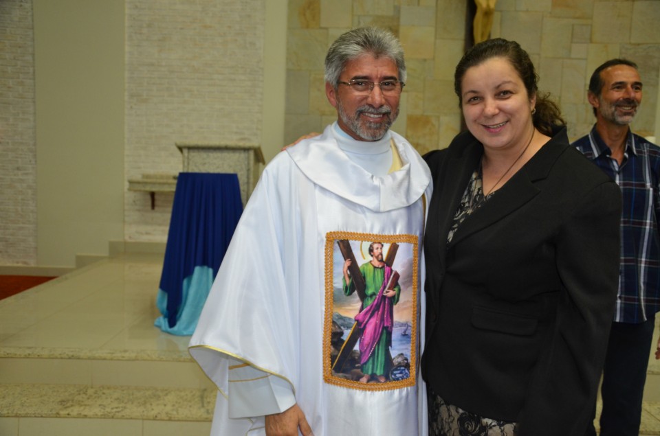 Padre Otair : 20 anos de sacerdócio com muitas homenagens