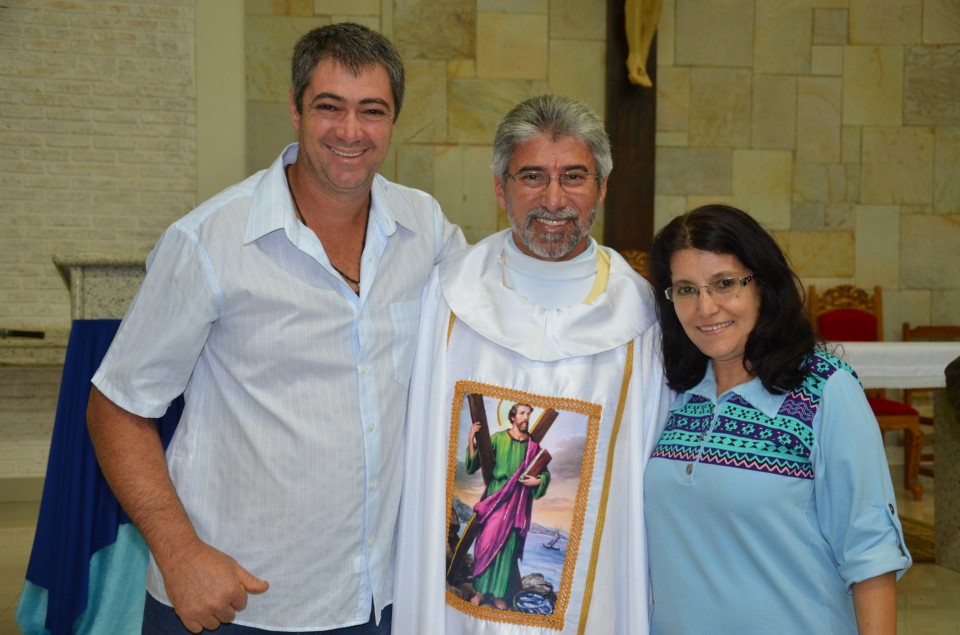 Padre Otair : 20 anos de sacerdócio com muitas homenagens
