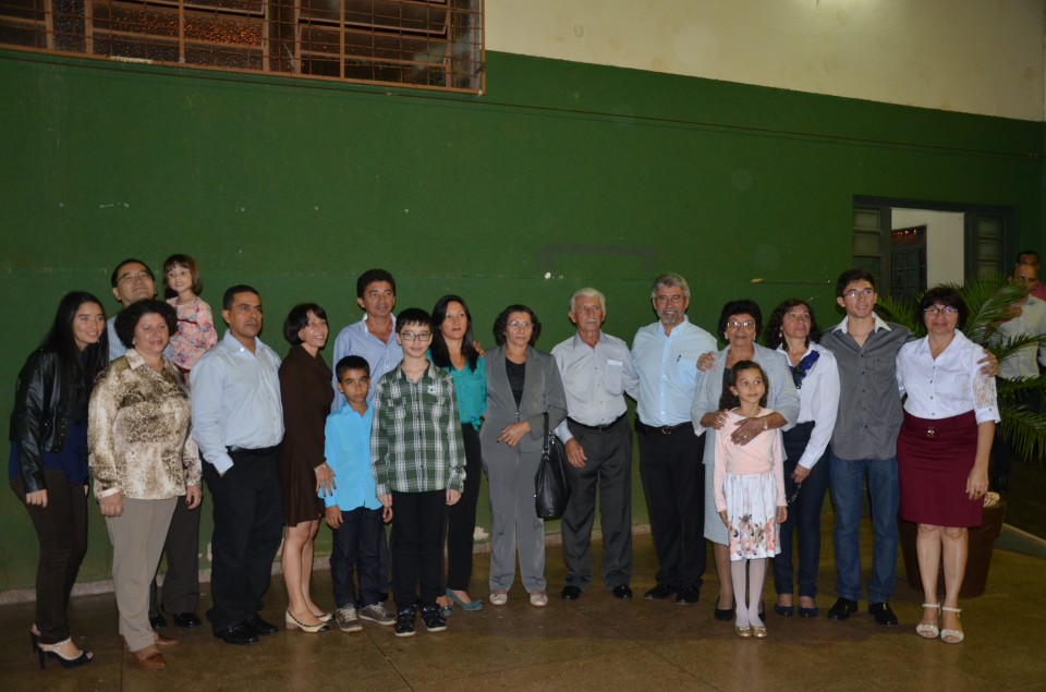 Padre Otair : 20 anos de sacerdócio com muitas homenagens