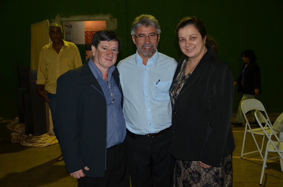 Padre Otair : 20 anos de sacerdócio com muitas homenagens