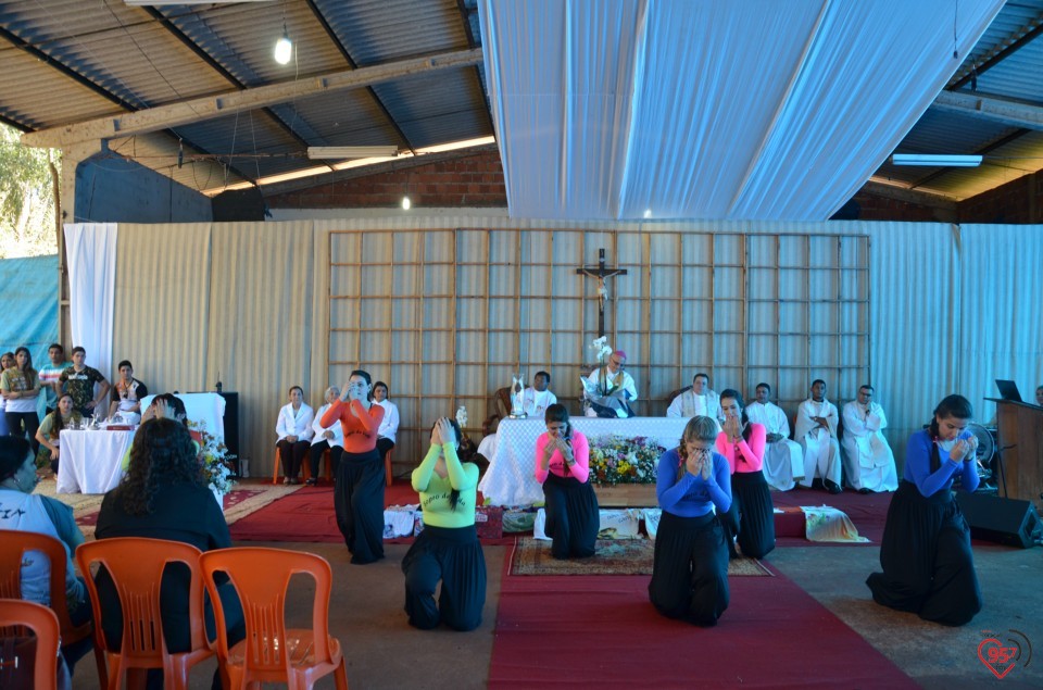 Padre Gregório comemora mais um ano de vida e recebe o carinho dos amigos