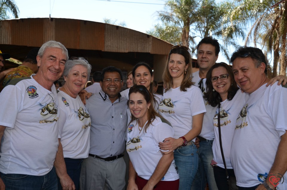Padre Gregório comemora mais um ano de vida e recebe o carinho dos amigos