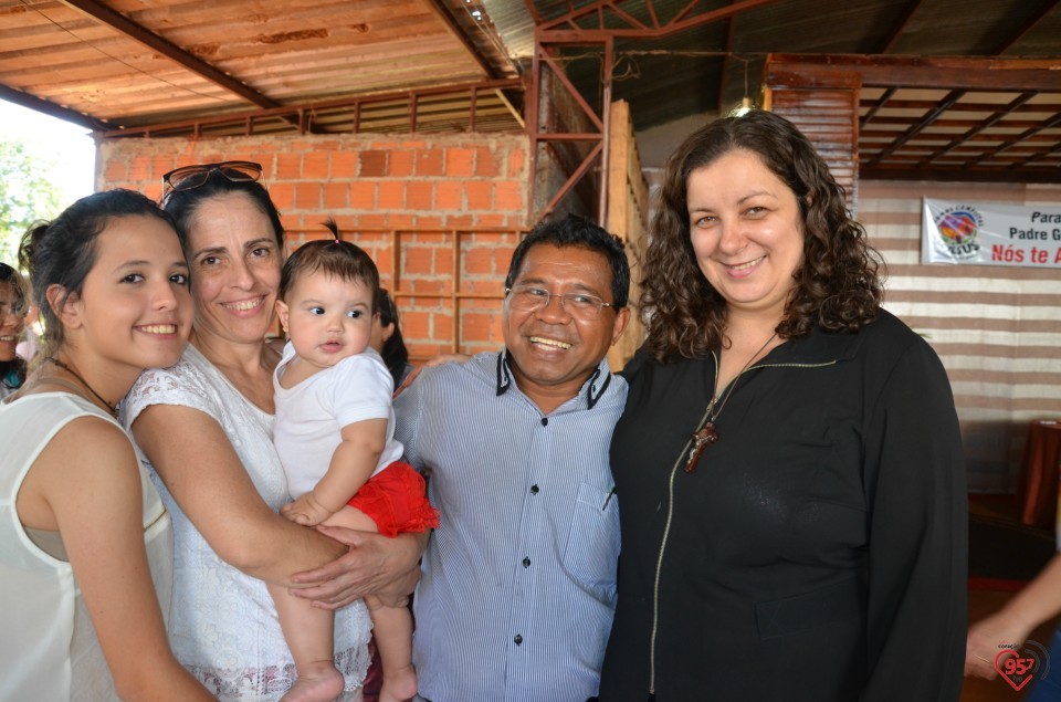 Padre Gregório comemora mais um ano de vida e recebe o carinho dos amigos