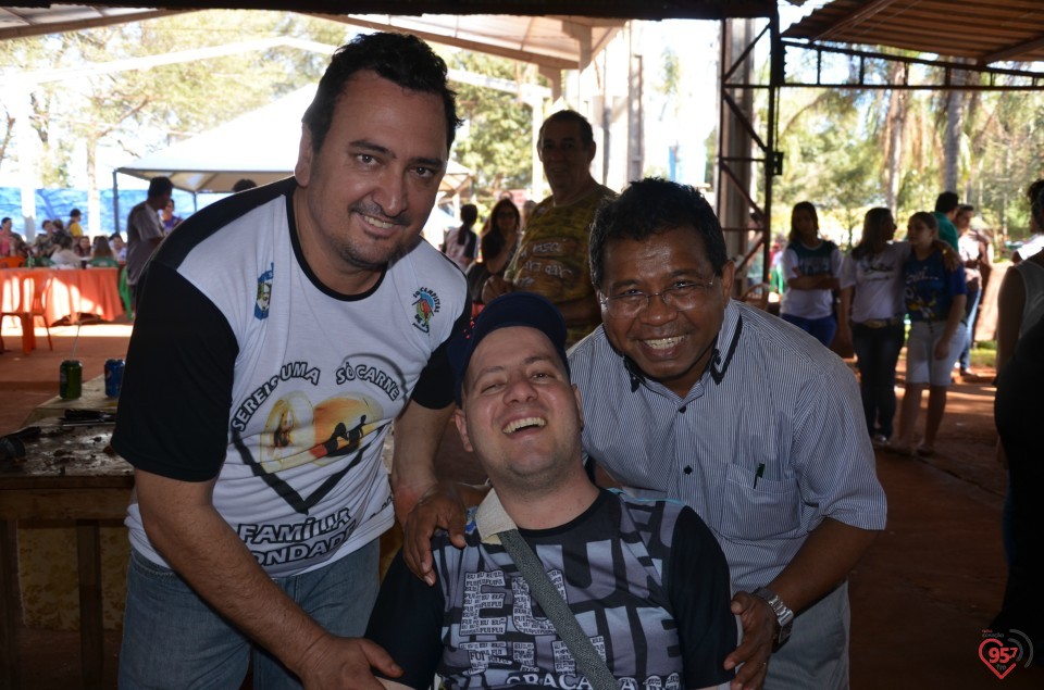Padre Gregório comemora mais um ano de vida e recebe o carinho dos amigos
