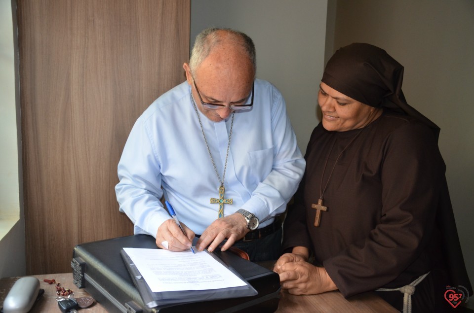 Missa de renovação dos votos evangélicos das irmãs da Toca de Assis