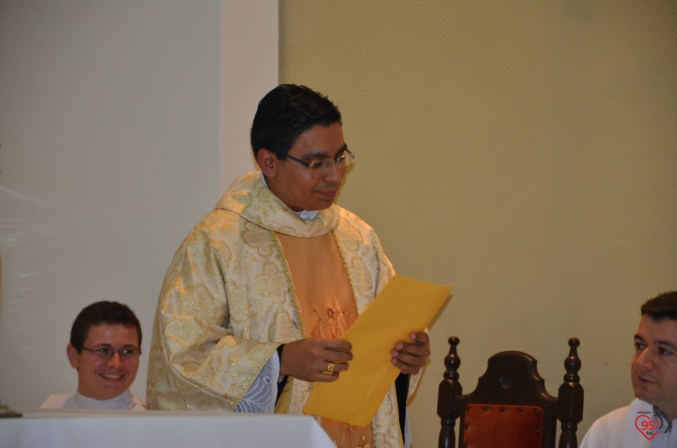 Missa e confraternização no aniversário do Pe. Alexsandro Silva