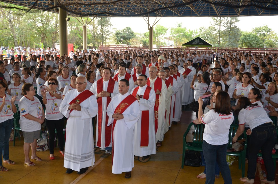 1400 pessoas no 'encontrão dos catequistas' na EIC