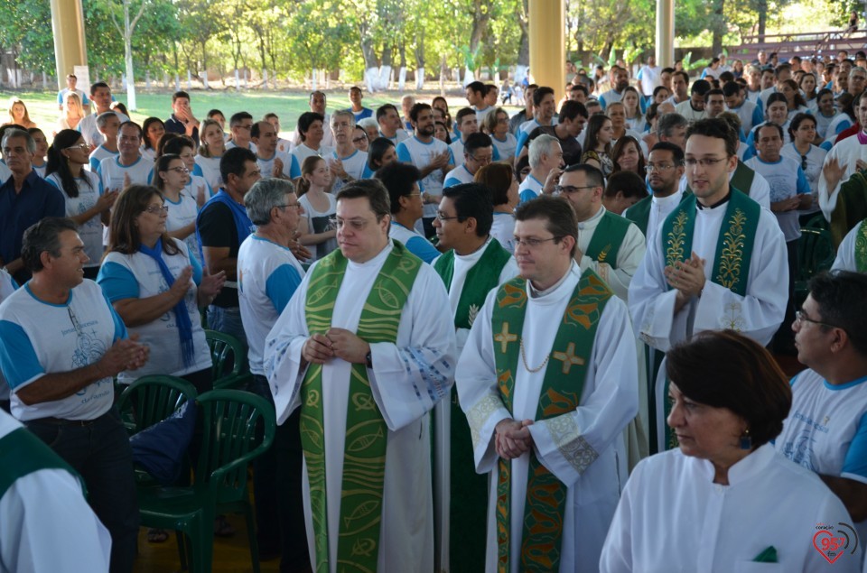 Jornada Diocesana da Família reúne 550 casais em Dourados