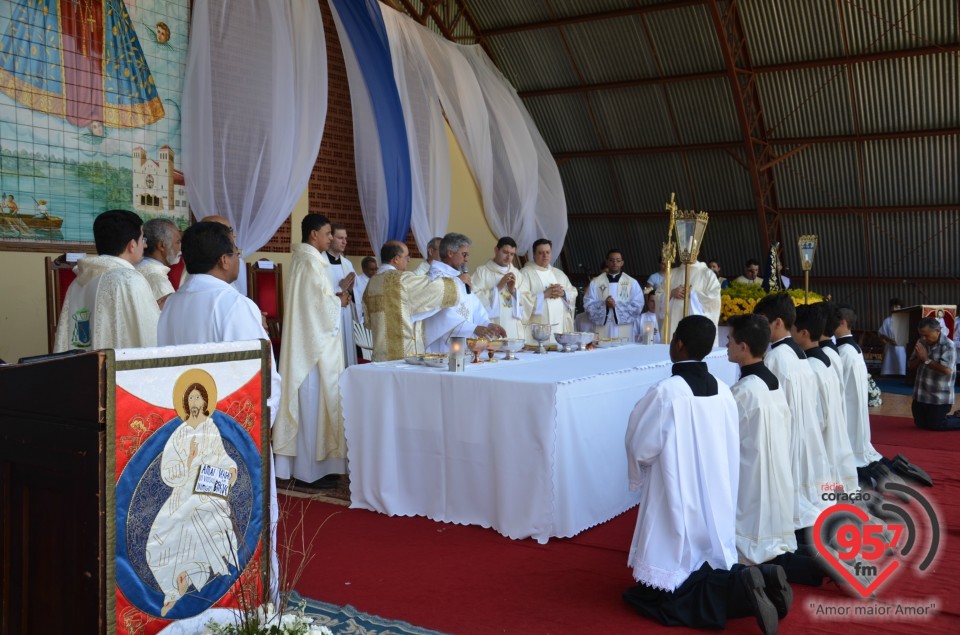 Milhares de fiéis peregrinam até a Vila São pedro em homenagem a Nossa Senhora