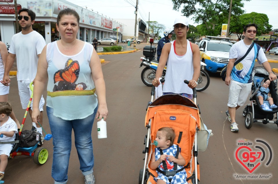 8ª Caminhada pela PAZ reúne centenas de pessoas