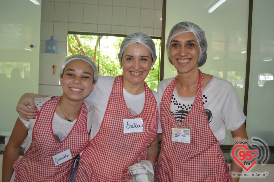 Almoço beneficente na paróquia São Carlos