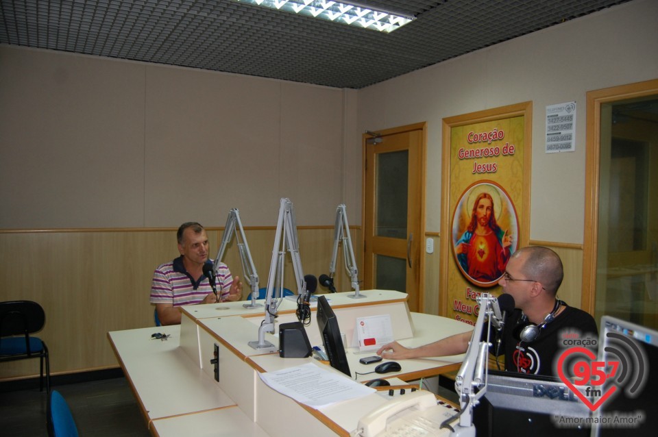 Padre Renaldo se despede da Rádio Coração e da Diocese de Dourados