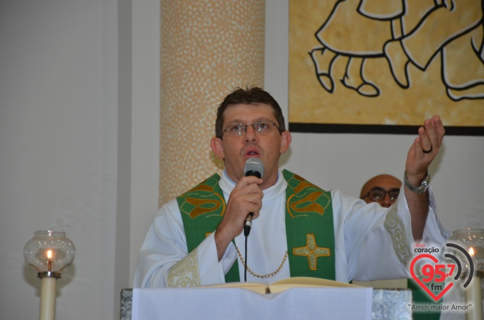 Posse Pe. Junior Caetano na Paróquia Cristo Rei