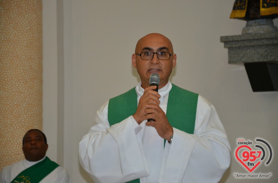 Posse Pe. Junior Caetano na Paróquia Cristo Rei