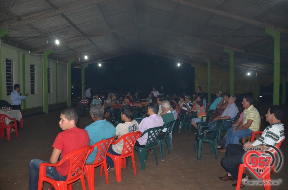 Reunião de grupos seccionais na linha do barreirão-Dourados/Fátima do Sul