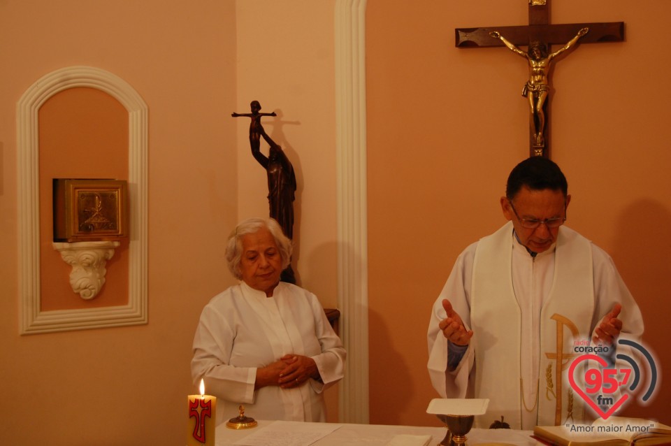 Volta a celebração da Santa Missa na Capela Santa Clara