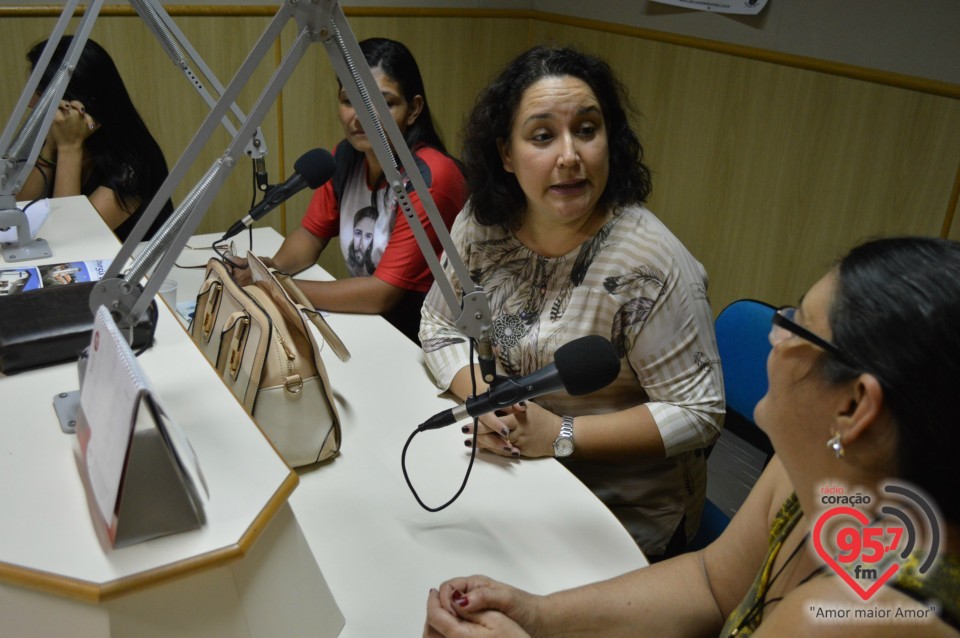 Cursistas do 109º para Mulheres dão testemunho na Rádio Coração
