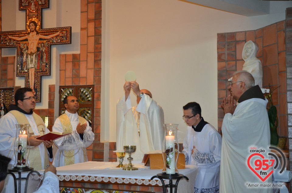 Irmãs do mosteiro comemoram o dia de Santa Clara