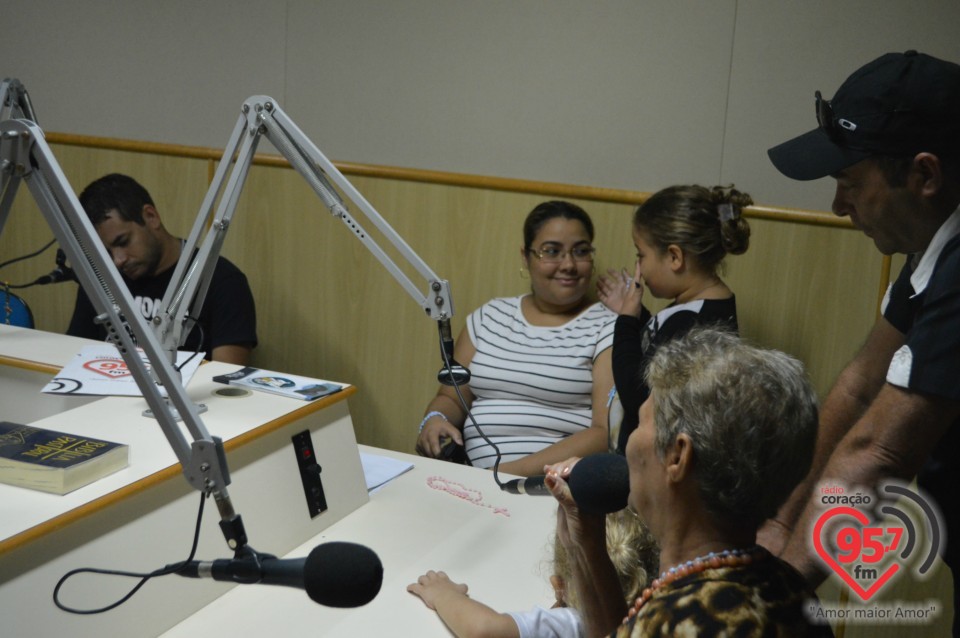 Contribuintes visitam a Rádio Coração