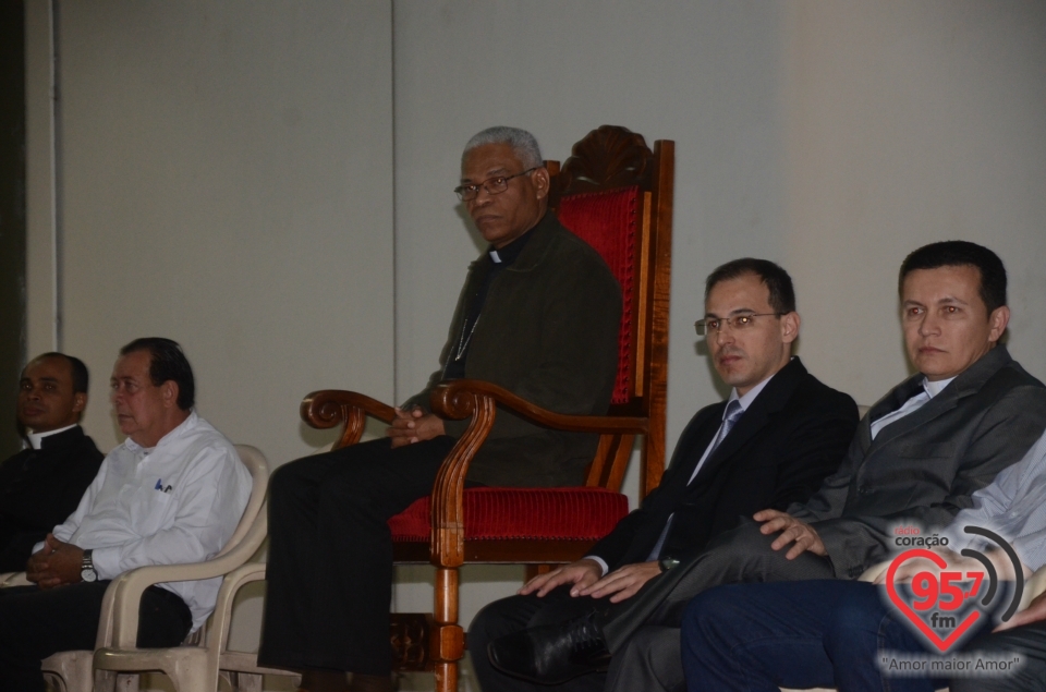 Encontro do 'Caminho Neocatecumenal' na escola Imaculada