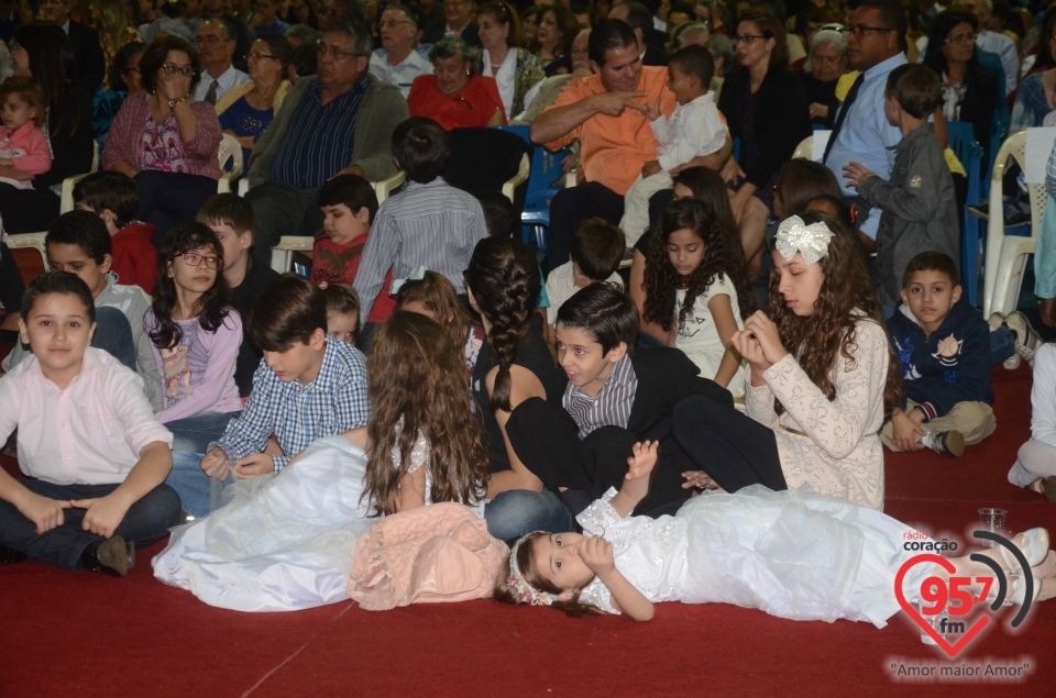 Encontro do 'Caminho Neocatecumenal' na escola Imaculada