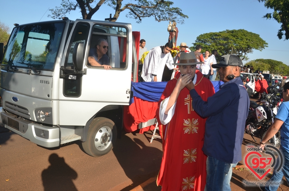 Carreata de São Cristóvão reúne mais de 2 mil veículos em Dourados