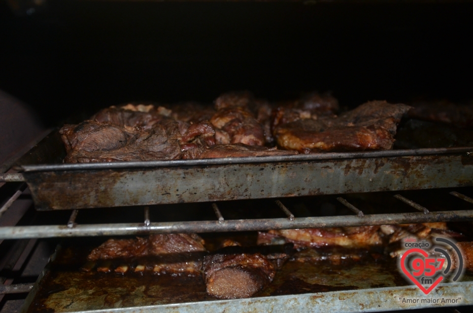 Missa bíblica e comidas típicas marcam o sábado da Catedral