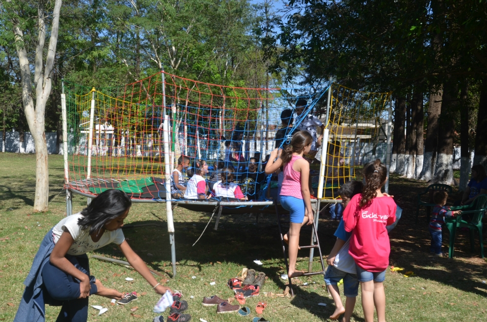 Retiro da 'Missão Enchei-vos' no EIC reúne centenas de pessoas