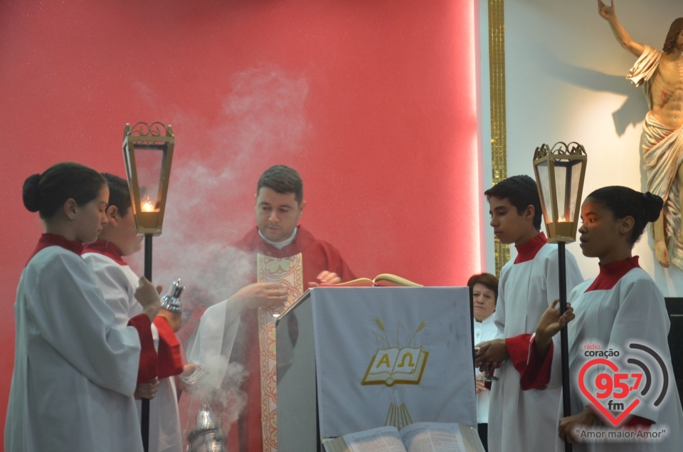 Exaltação da Santa Cruz na paróquia Santa Teresinha