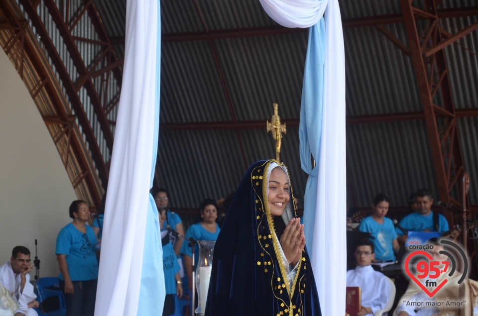 Padroeira leva romeiros ao Santuário de Vila São Pedro