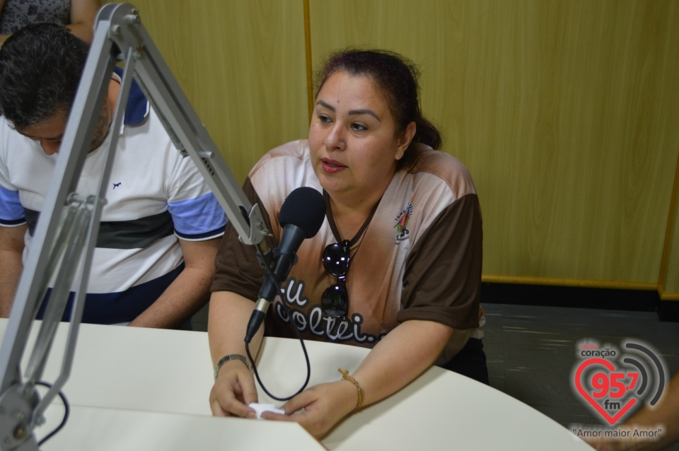 Campistas do 'Sênior 2' dão testemunho na Rádio Coração