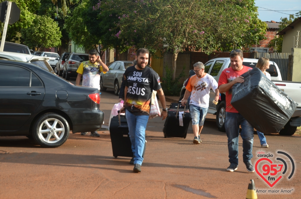 Embarque dos participantes do 27° Acampamento Sênior