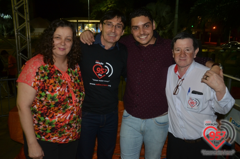 Show de Jorge Pai e Jorge Filho na praça Antônio João